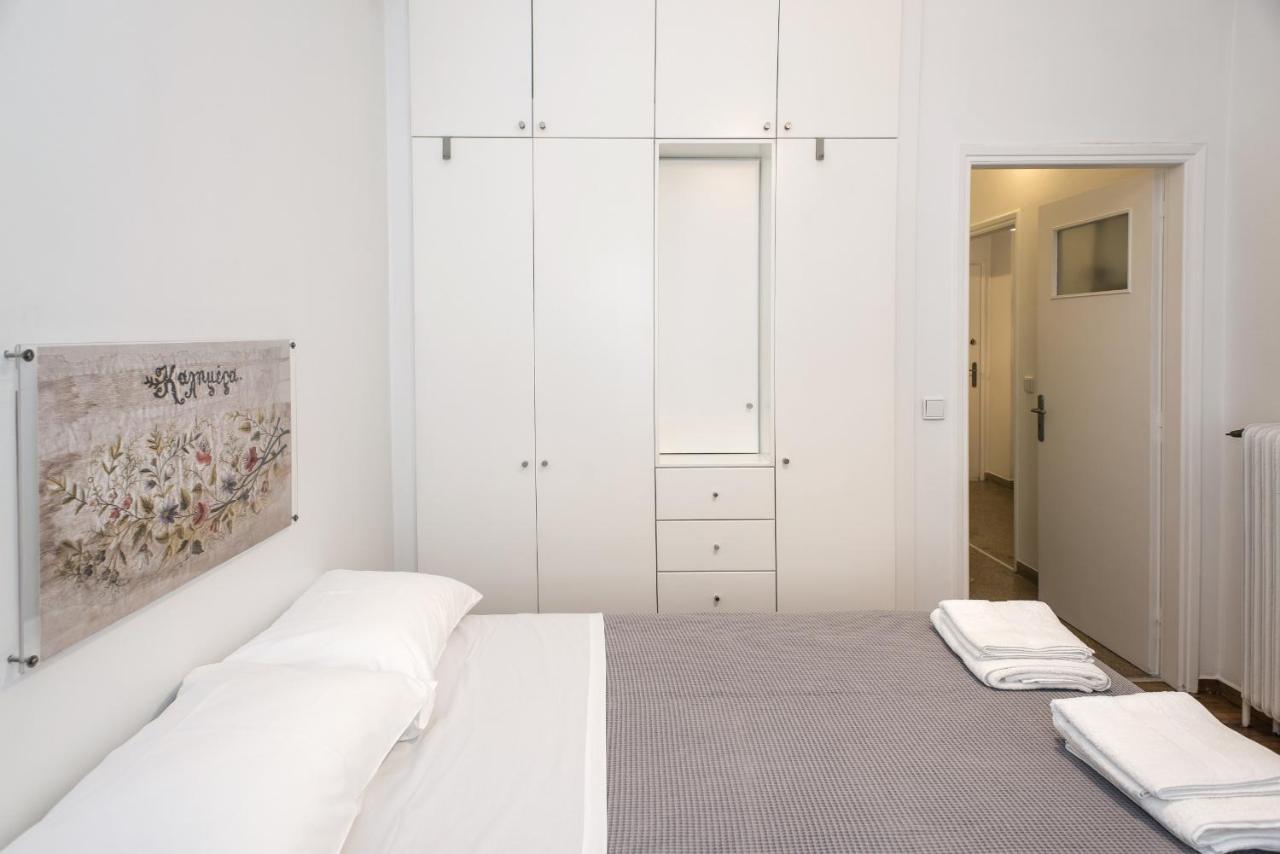 Colourful Apartment Under The Acropolis Atenas Exterior foto